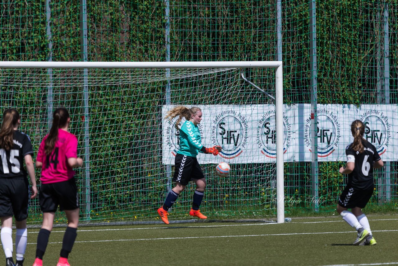 Bild 218 - B-Juniorinnen Pokalfinale SV Henstedt Ulzburg - SG Holstein Sued : 2:0